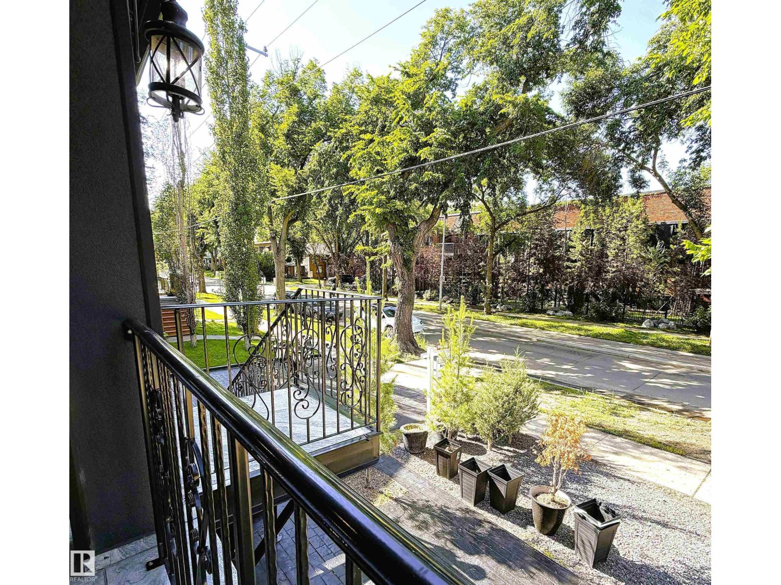 11833 102 Av Nw Property Photo 42