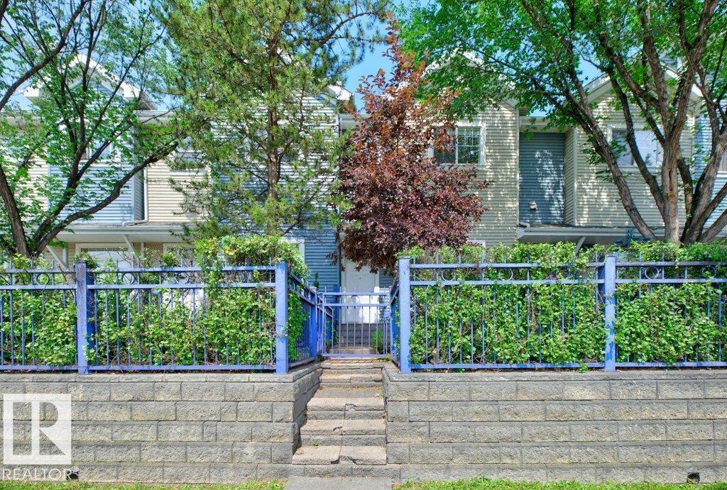 #7 8304 11 Av Sw Property Photo 5