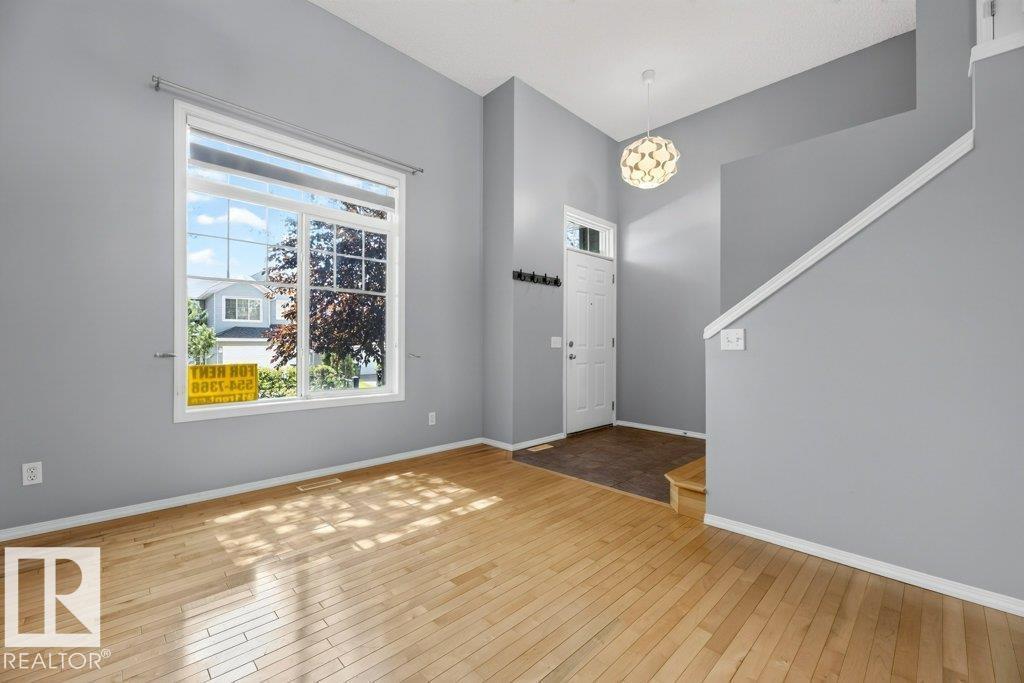 #7 8304 11 Av Sw Property Photo 11