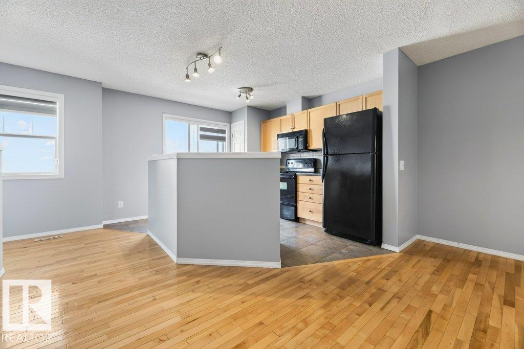 #7 8304 11 Av Sw Property Photo 17