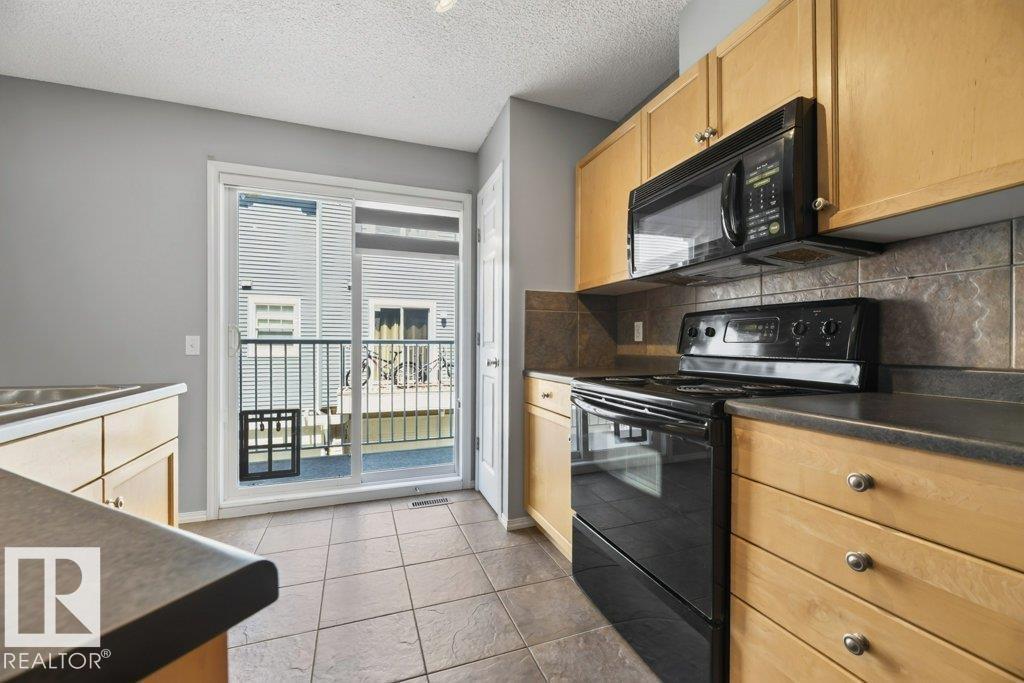 #7 8304 11 Av Sw Property Photo 18