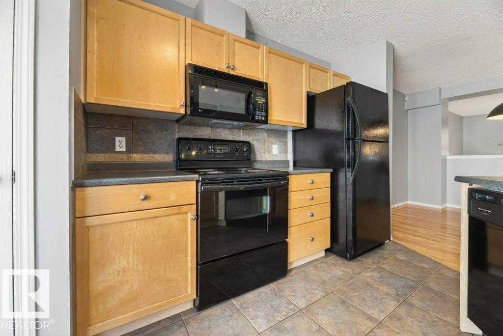 #7 8304 11 Av Sw Property Photo 19