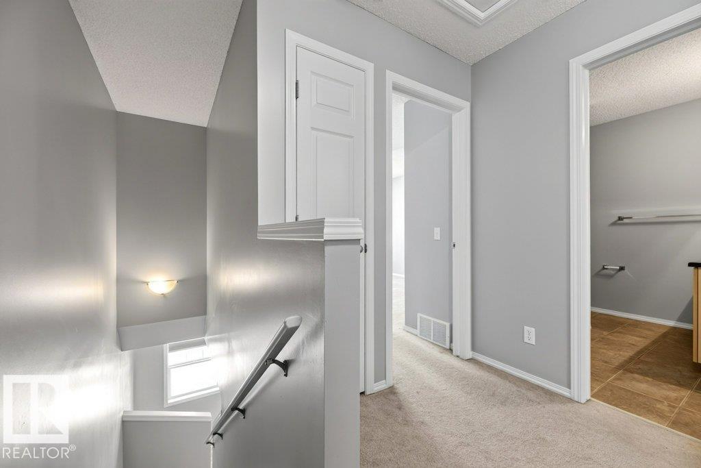 #7 8304 11 Av Sw Property Photo 22