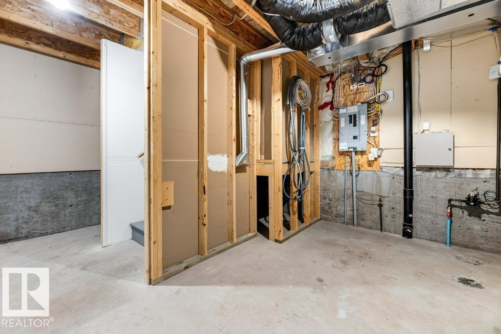 #7 8304 11 Av Sw Property Photo 33