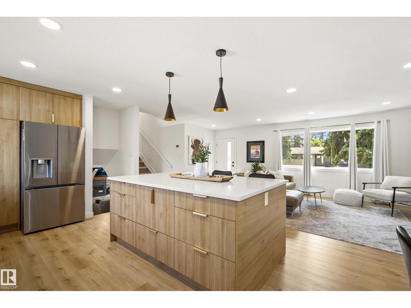 14616 88 Av Nw Property Photo 12
