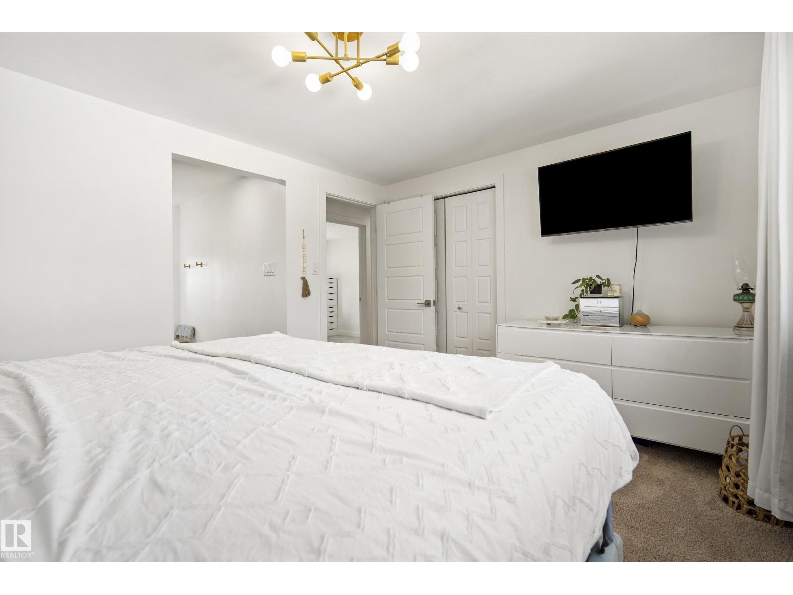 14616 88 Av Nw Property Photo 18