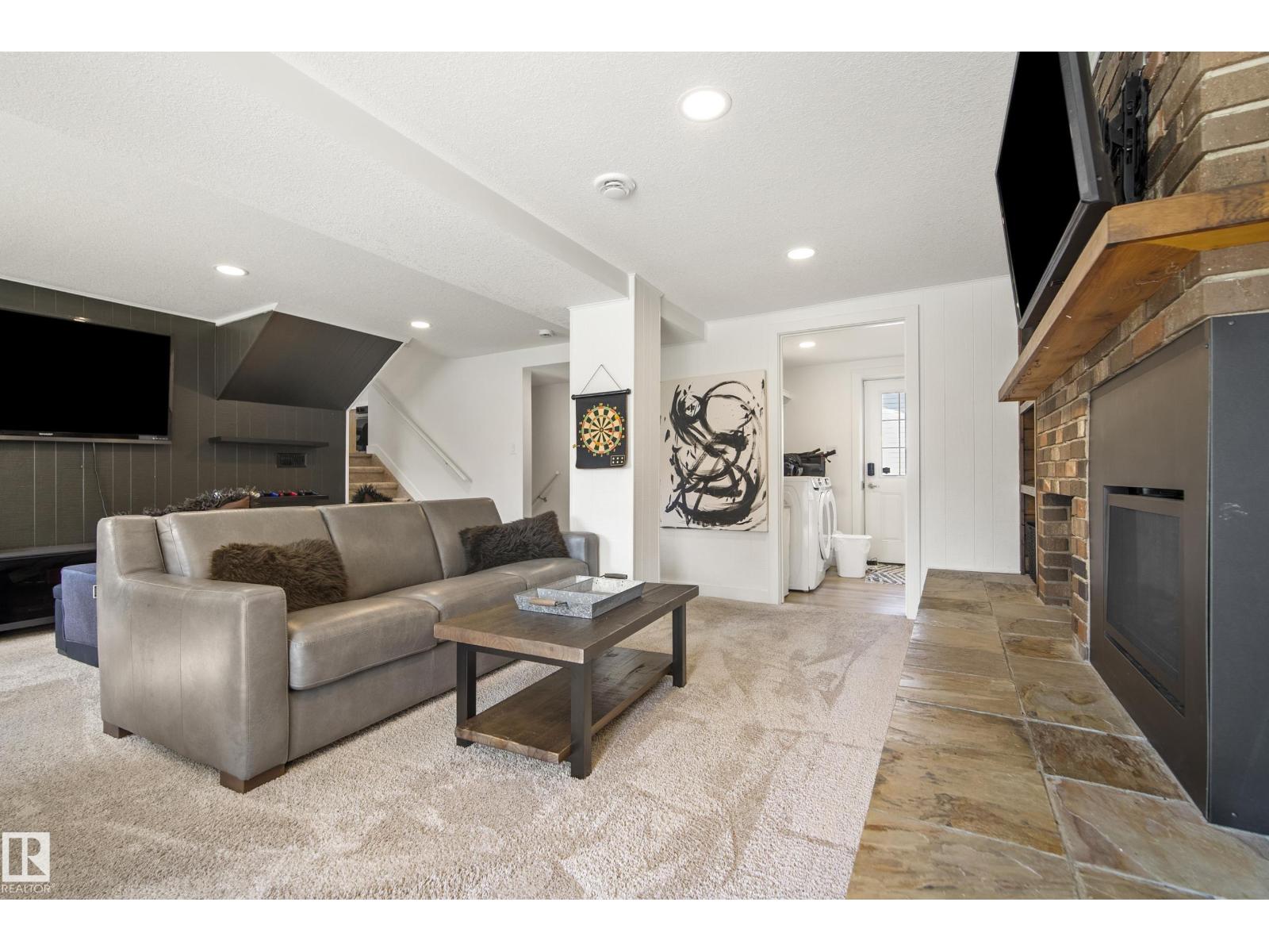 14616 88 Av Nw Property Photo 29