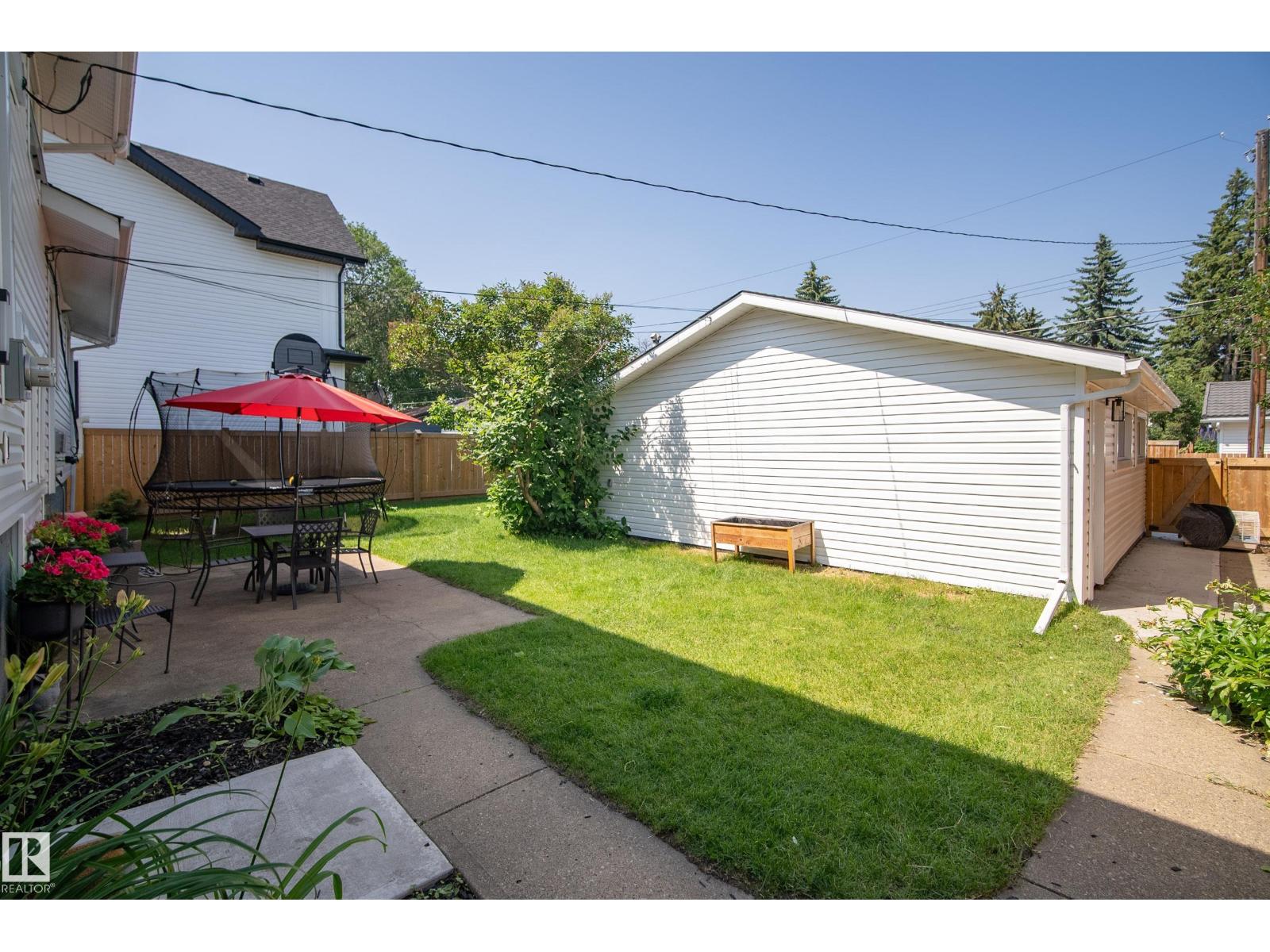 14616 88 Av Nw Property Photo 43