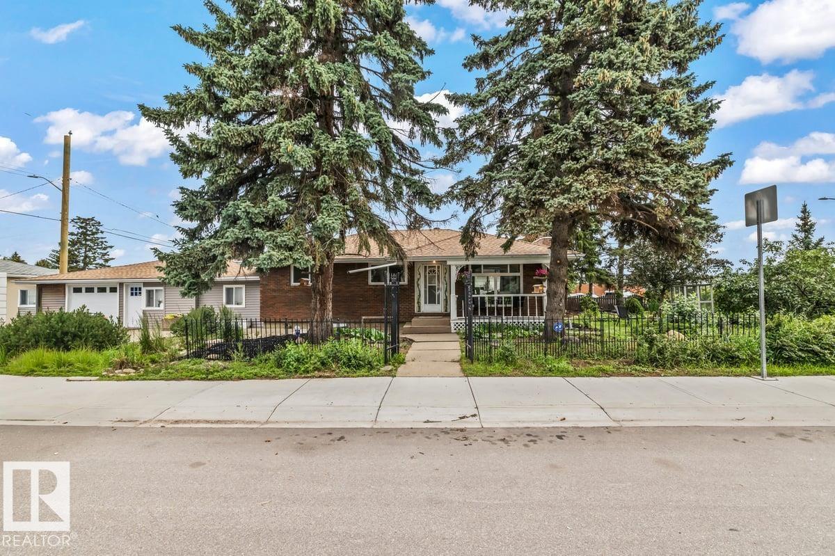 9304 128A AV NW Property Photo 1