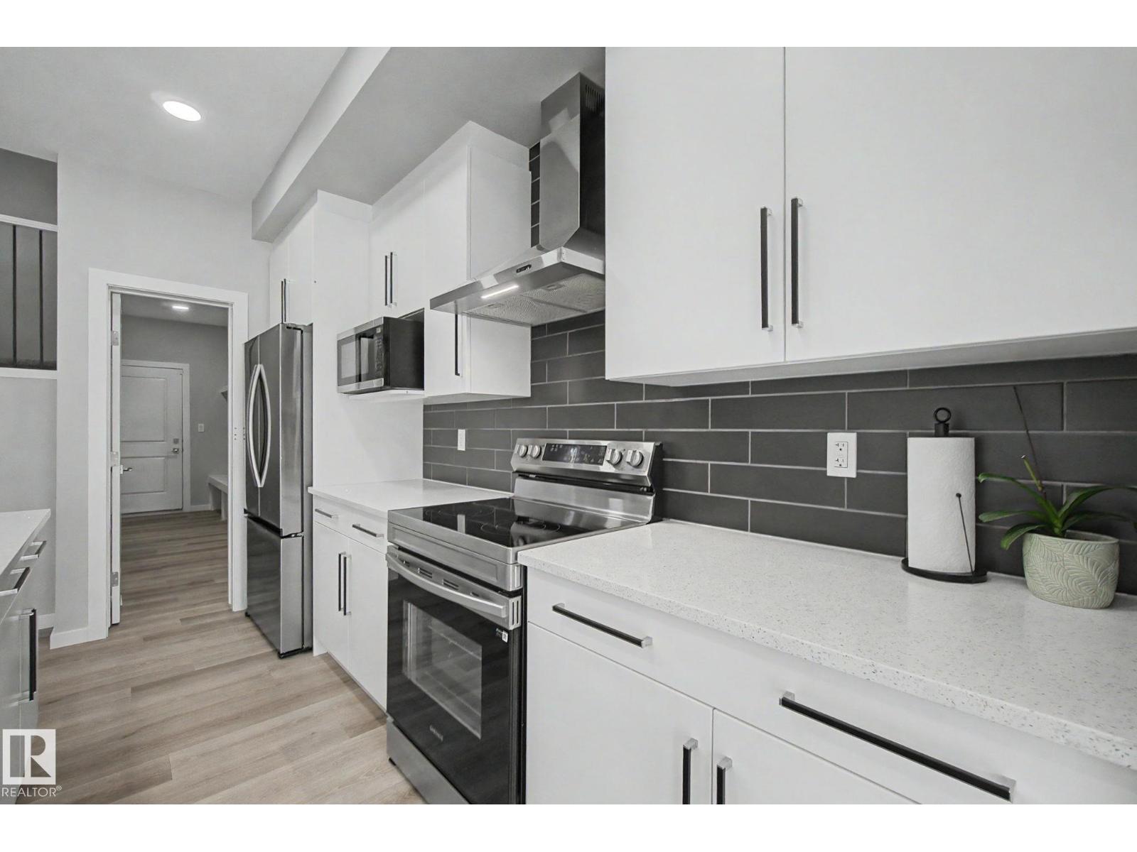 311 29 St Sw Sw Property Photo 9