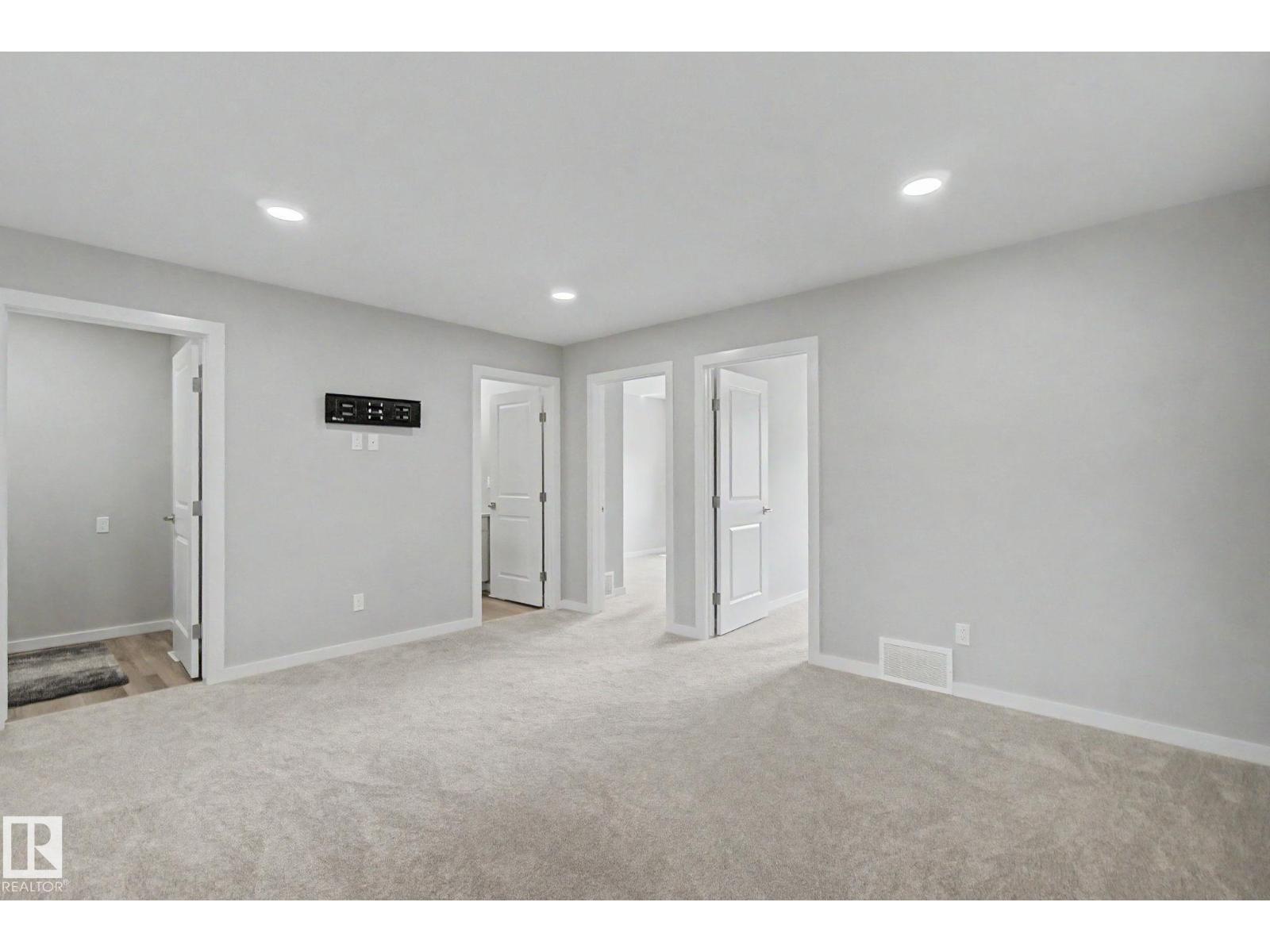 311 29 St Sw Sw Property Photo 24