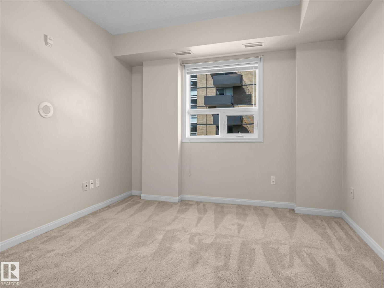 #707 9819 104 St Nw Property Photo 15