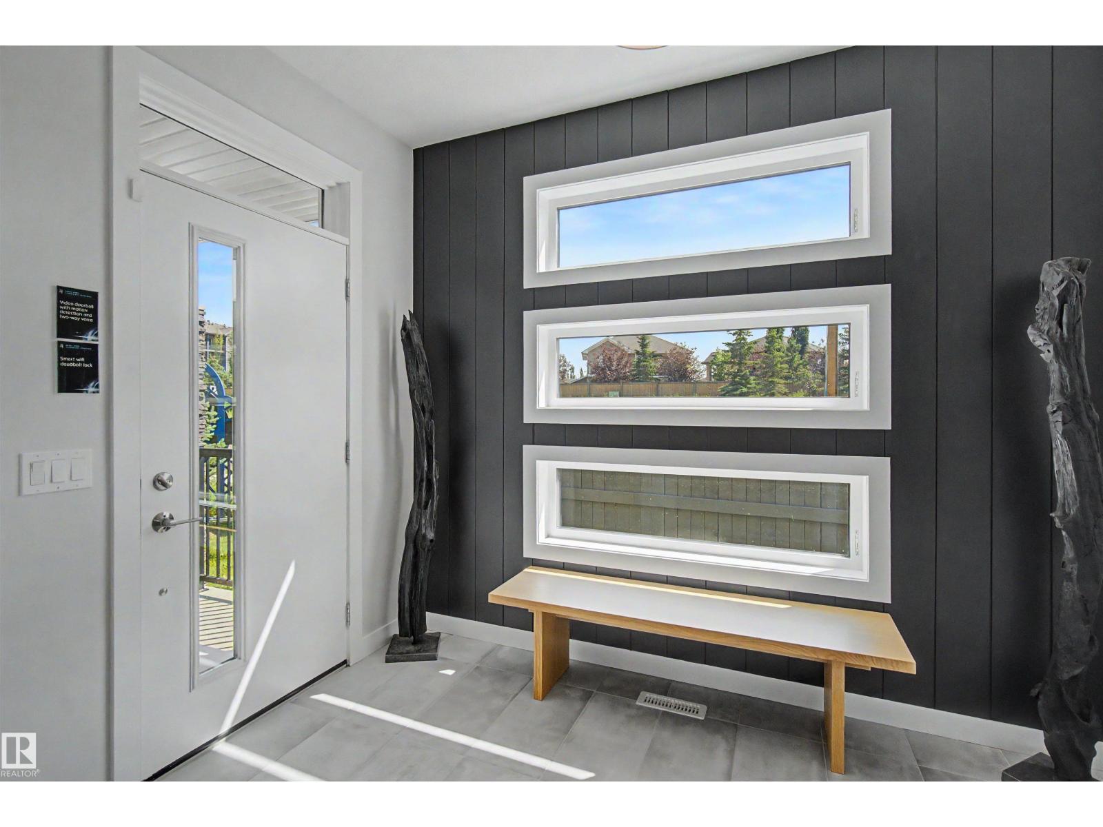 2 Nouveau Dr Property Photo 6