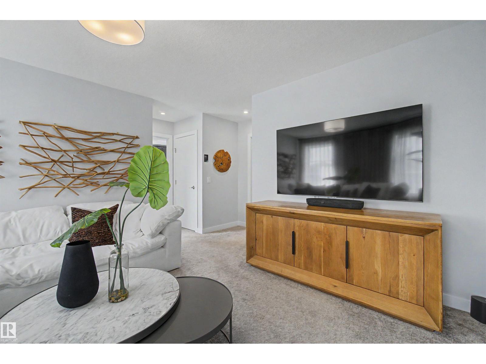 2 Nouveau Dr Property Photo 30