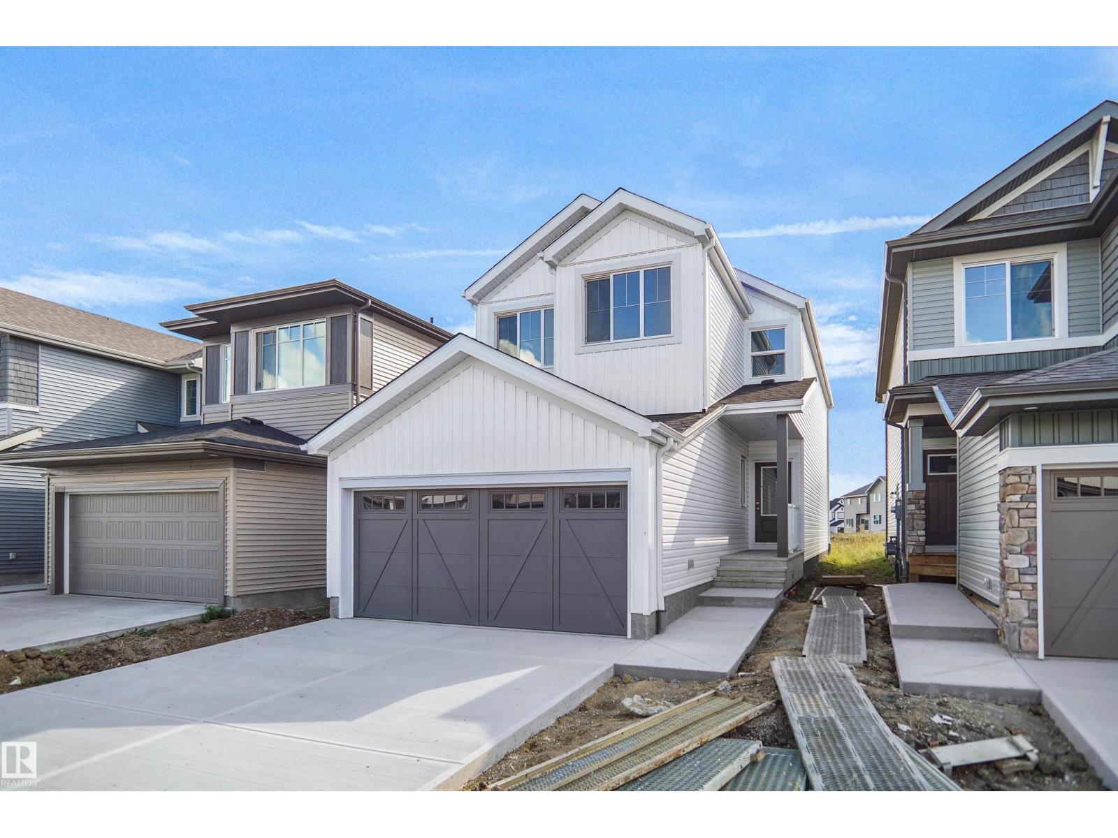 18955 28 AV NW Property Photo 1