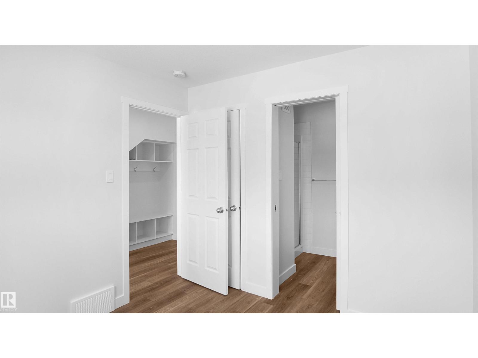 625 176 Av Ne Property Photo 4