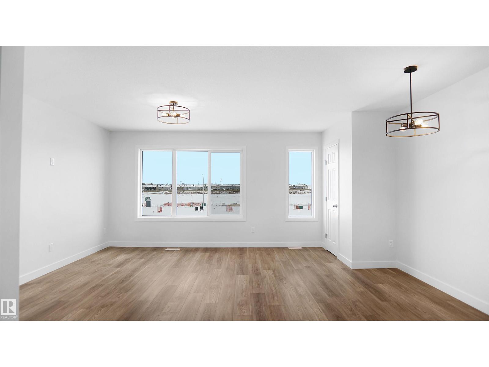 625 176 Av Ne Property Photo 6