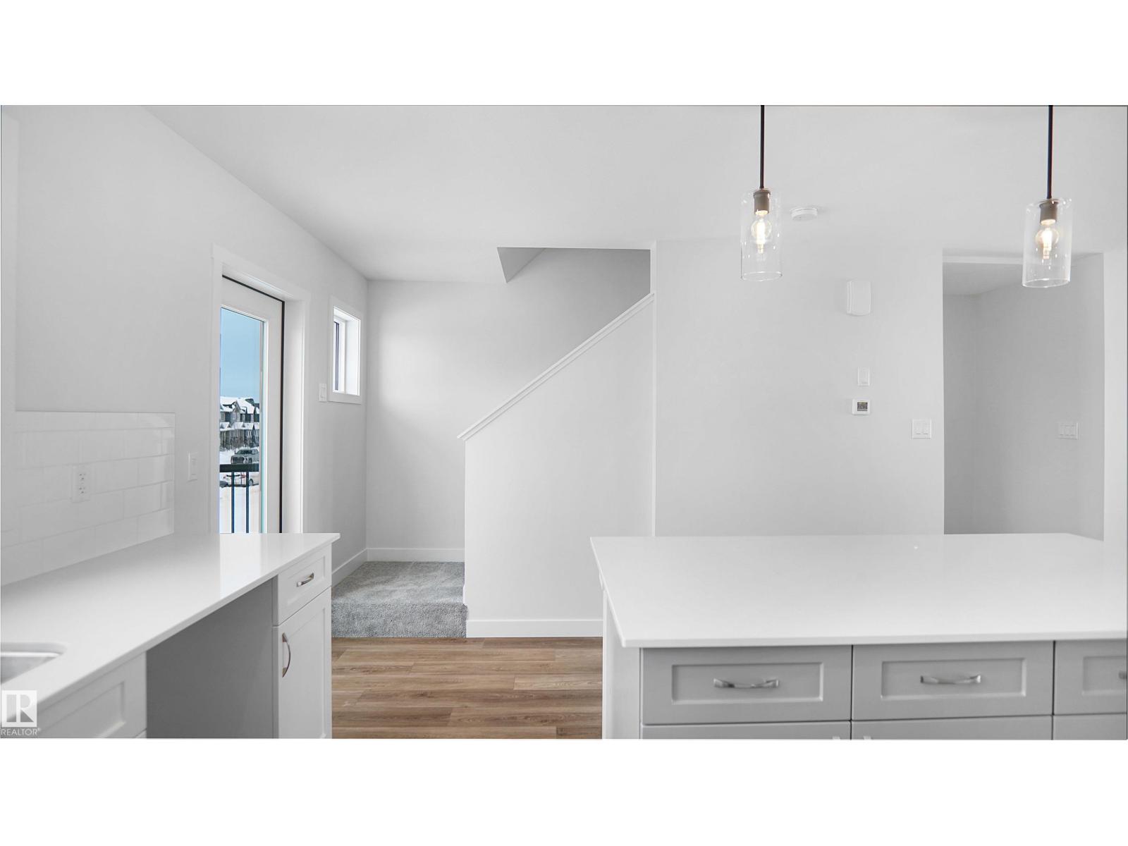625 176 Av Ne Property Photo 13