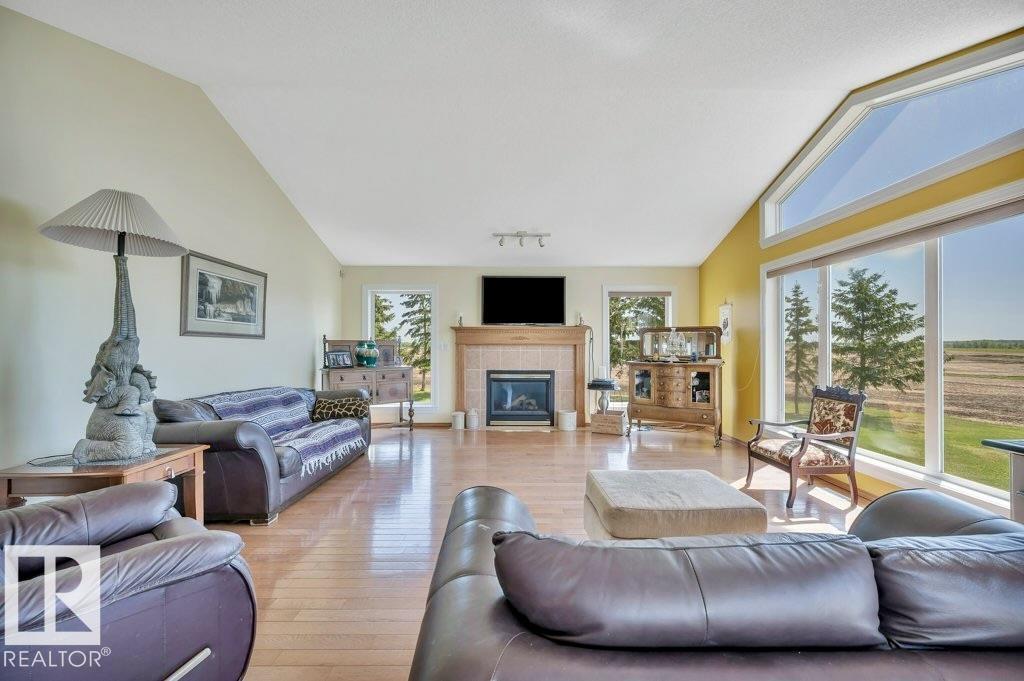 51111 Rr 233 Property Photo 22