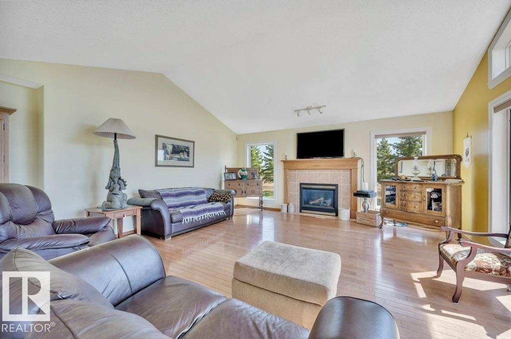 51111 Rr 233 Property Photo 23