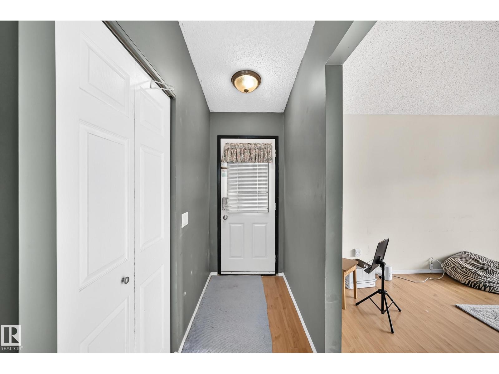 1116 39 St Nw Property Photo 2