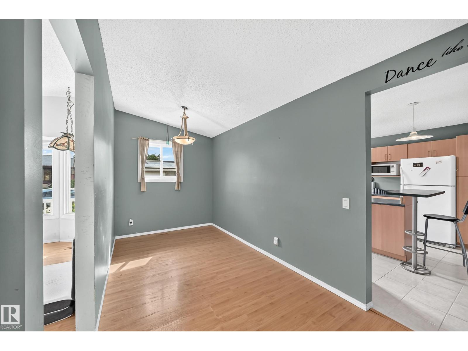 1116 39 St Nw Property Photo 6