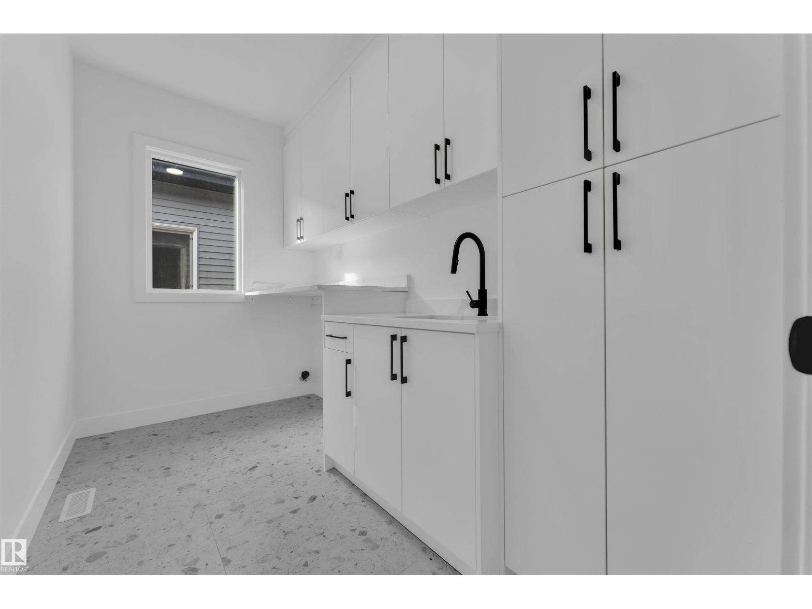 12 Dalquist Ba Property Photo 39