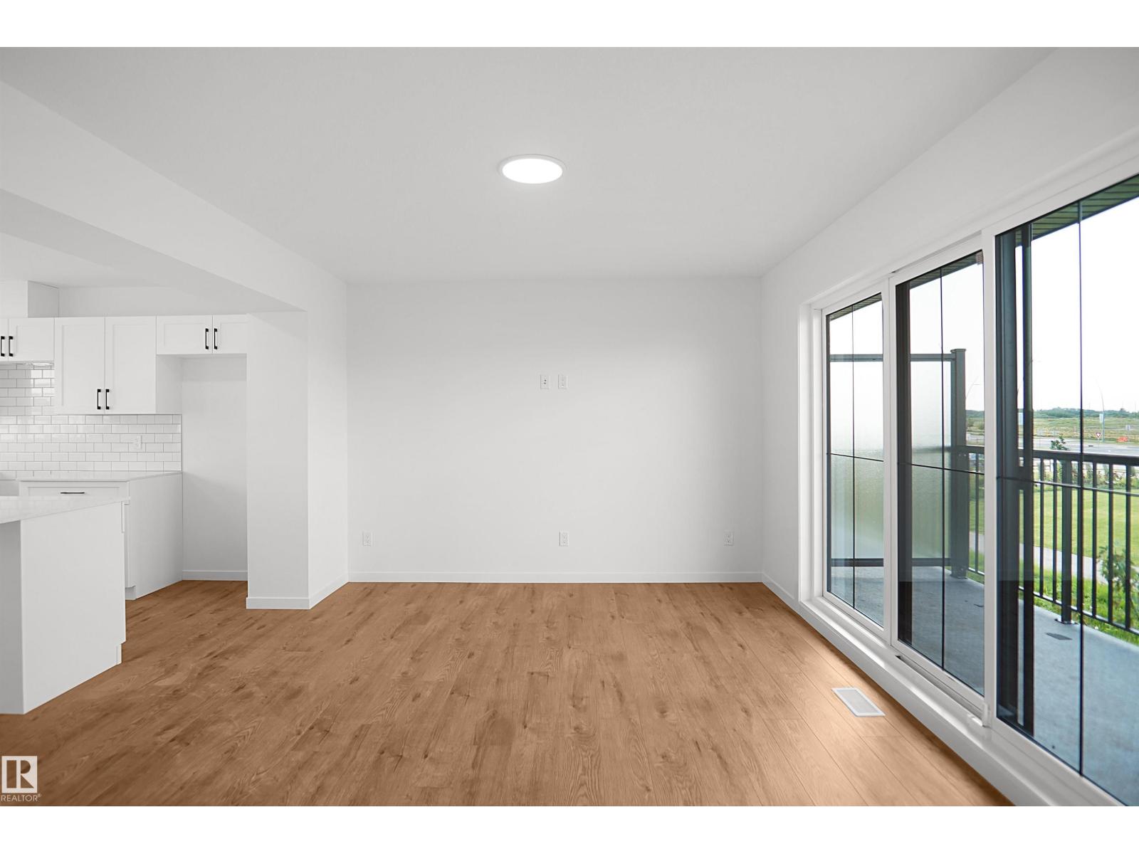 #67 17319 5 St Ne Property Photo 5