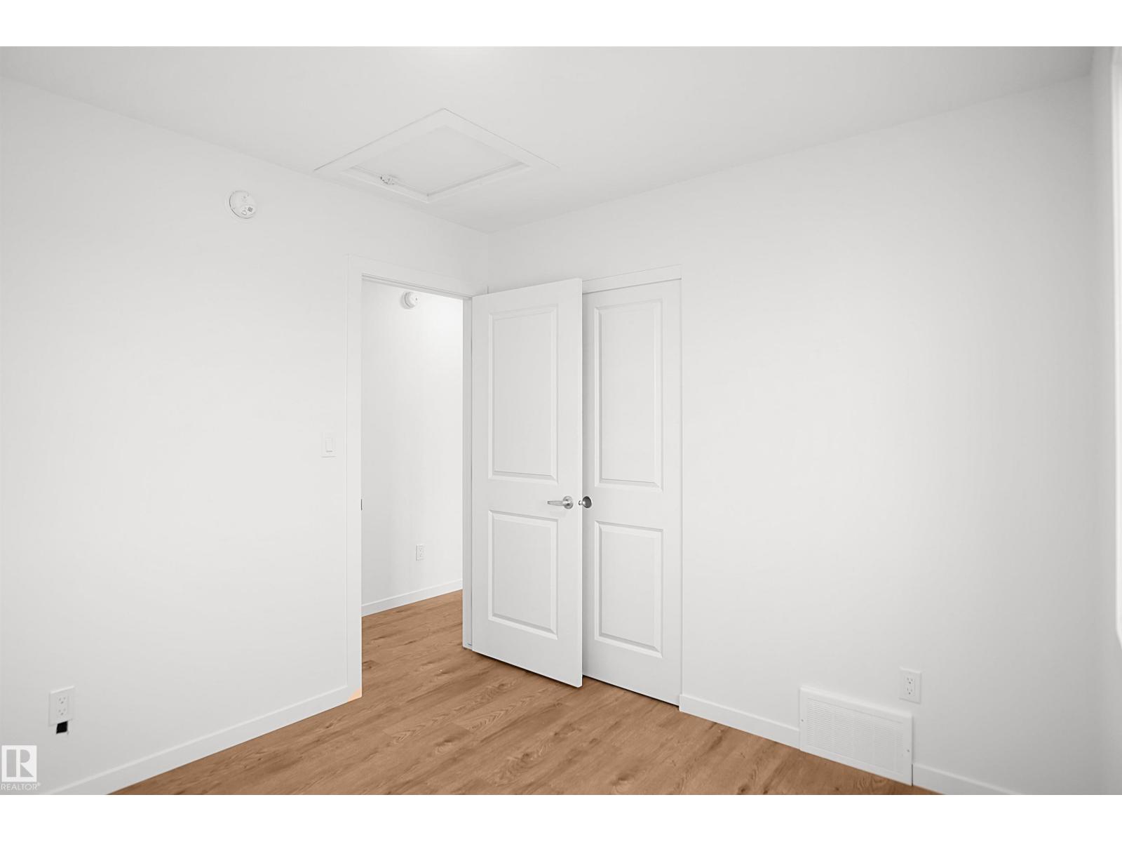 #67 17319 5 St Ne Property Photo 22