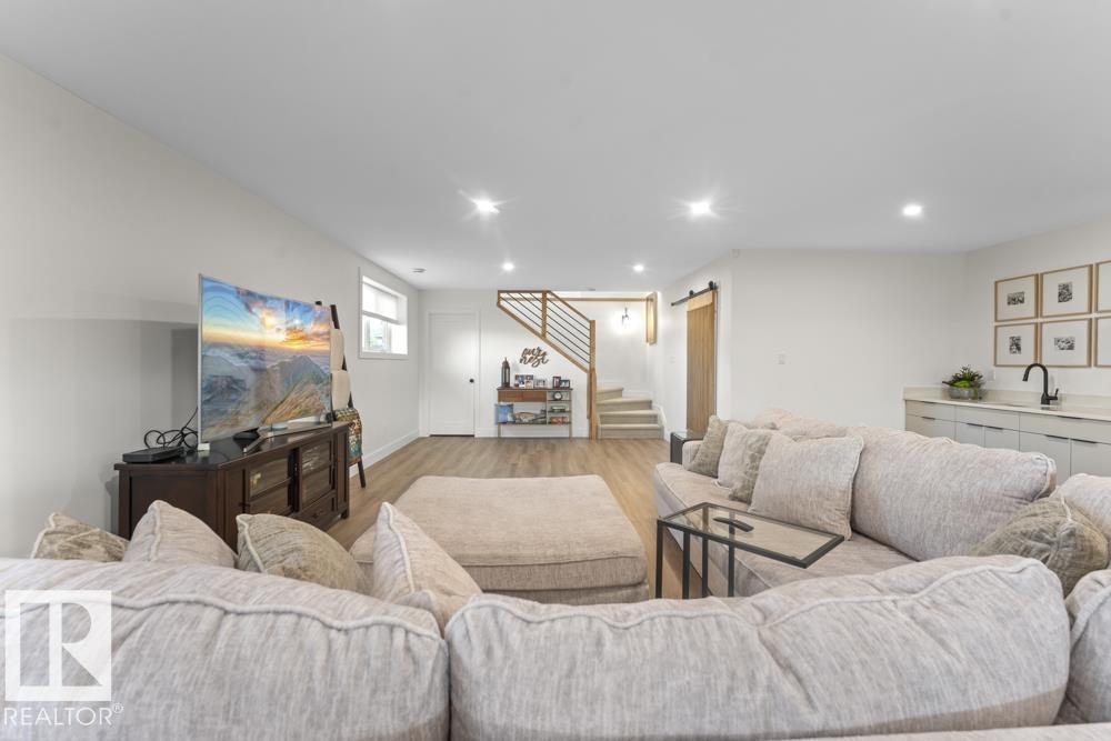 2503 Lockhart Wy Property Photo 39