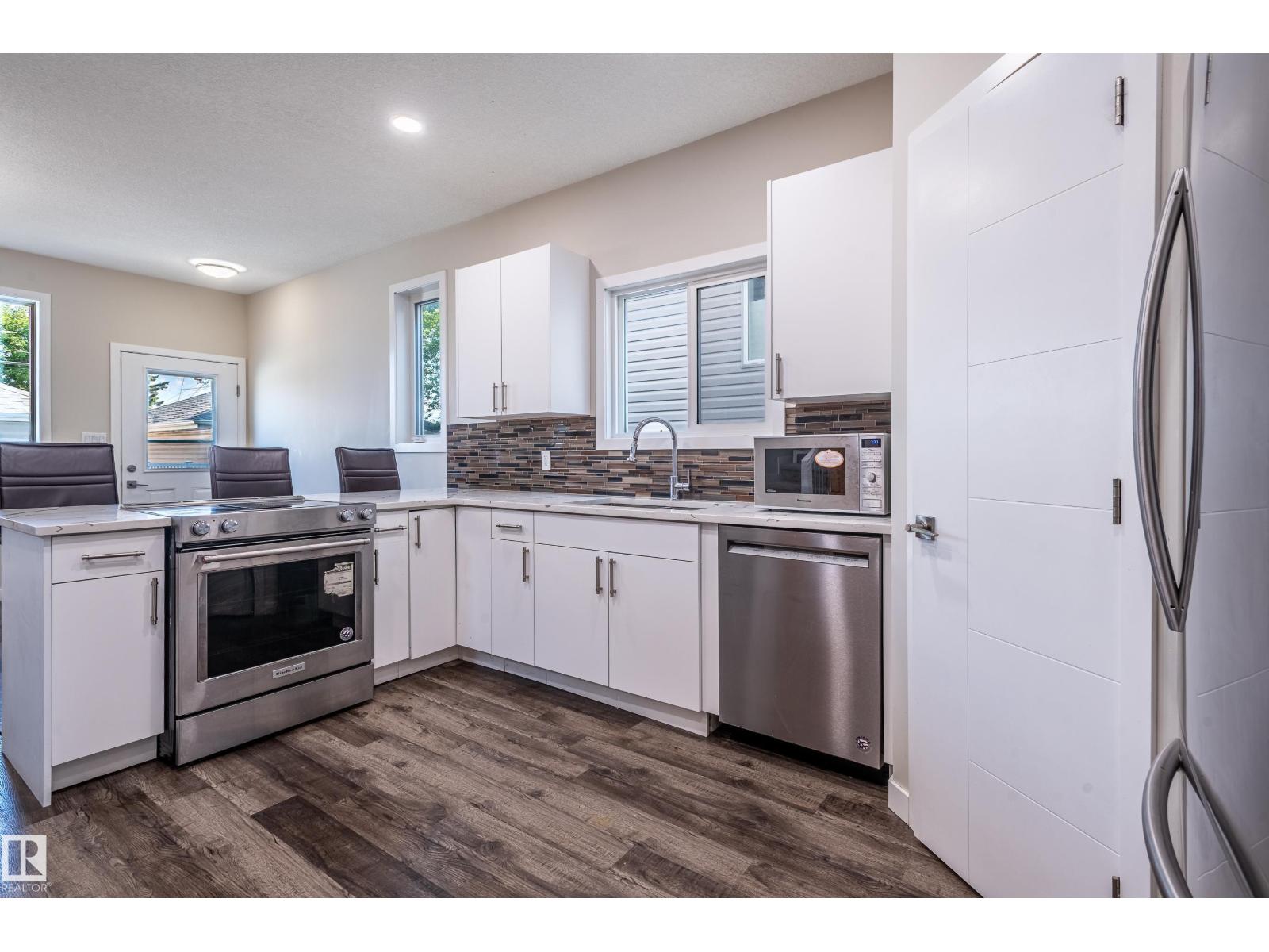 15928 100 Av Nw Property Photo 9
