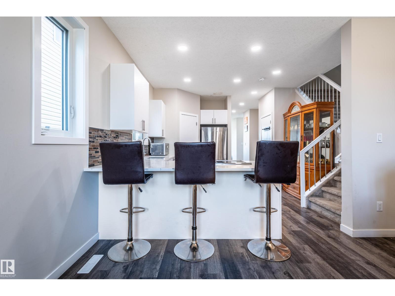15928 100 Av Nw Property Photo 16