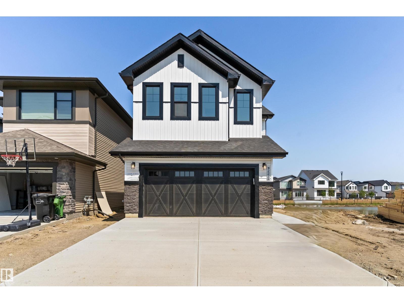 2224 5 AV NW Property Photo 1