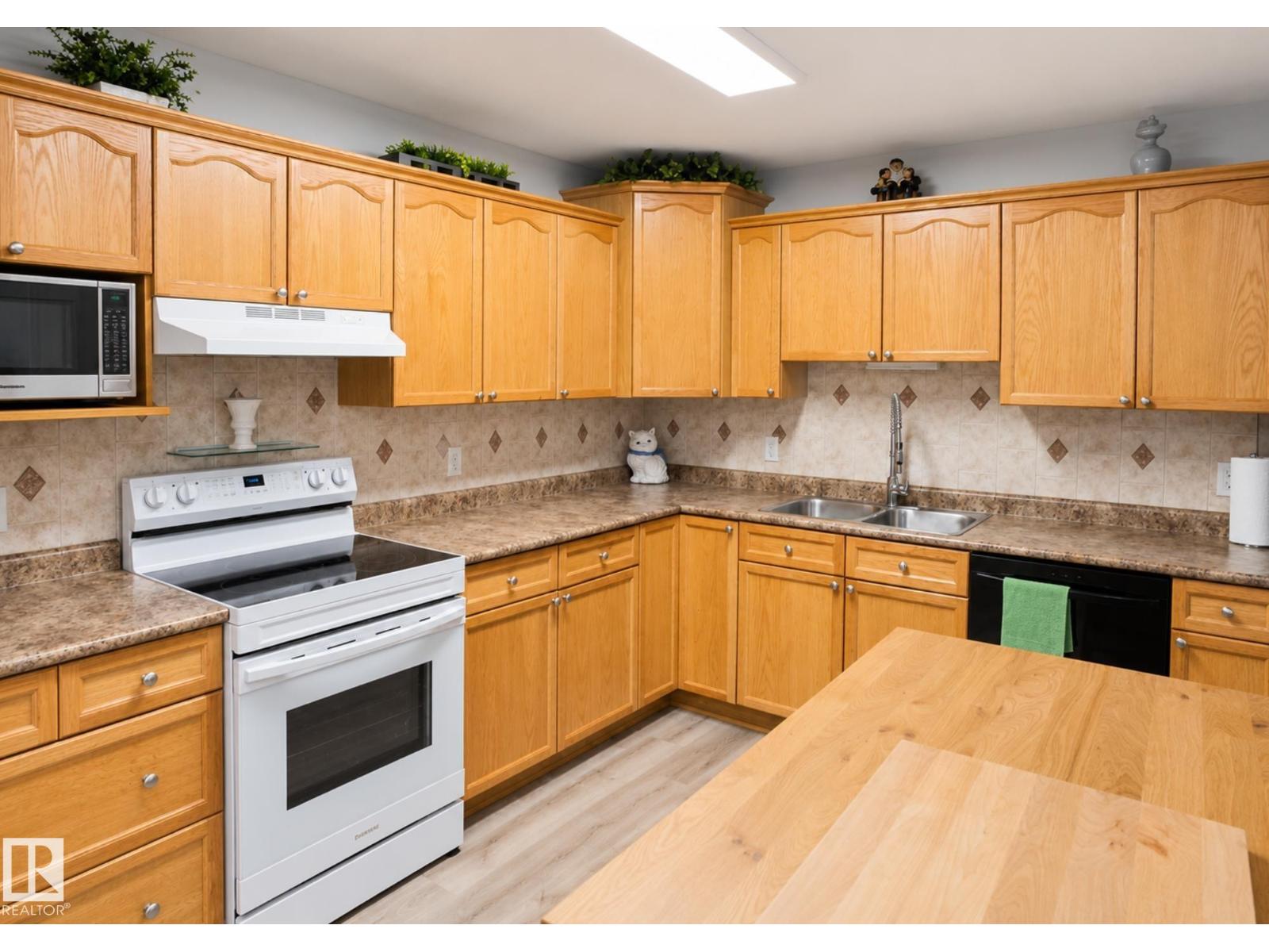 #10 5011 Pine Dr Property Photo 12