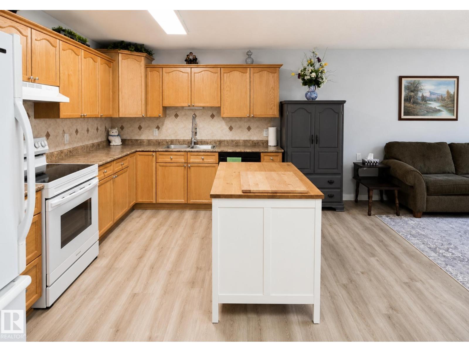 #10 5011 Pine Dr Property Photo 13
