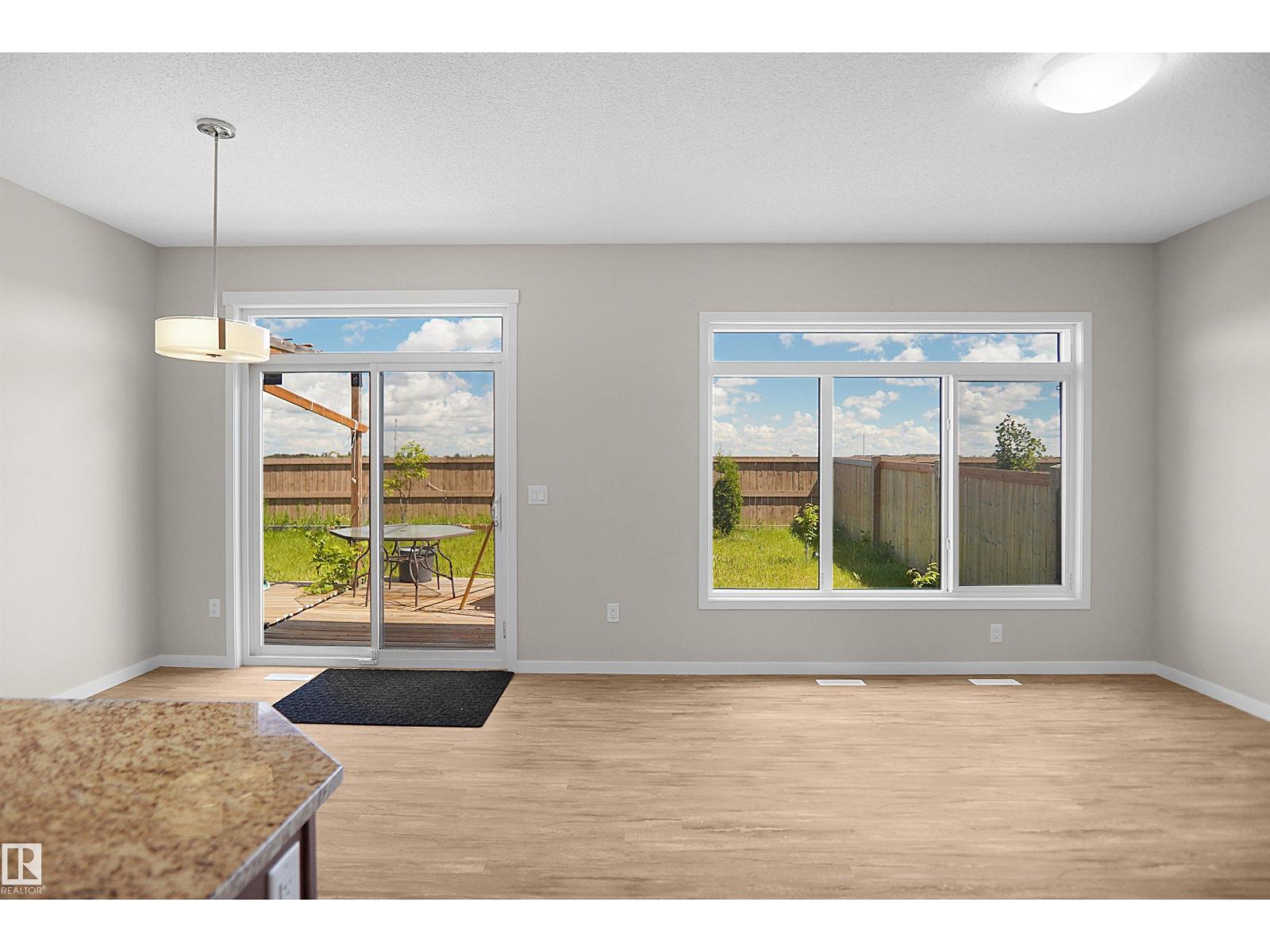 17639 120 St Nw Property Photo 6