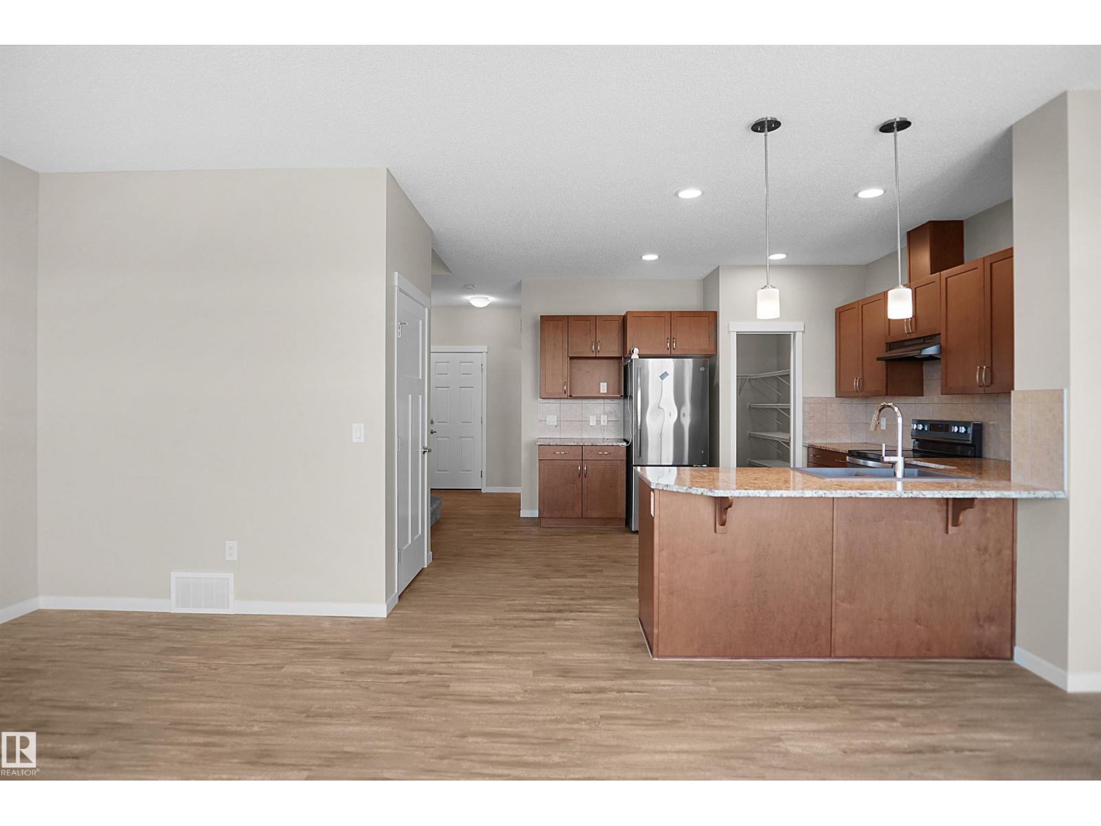 17639 120 St Nw Property Photo 8