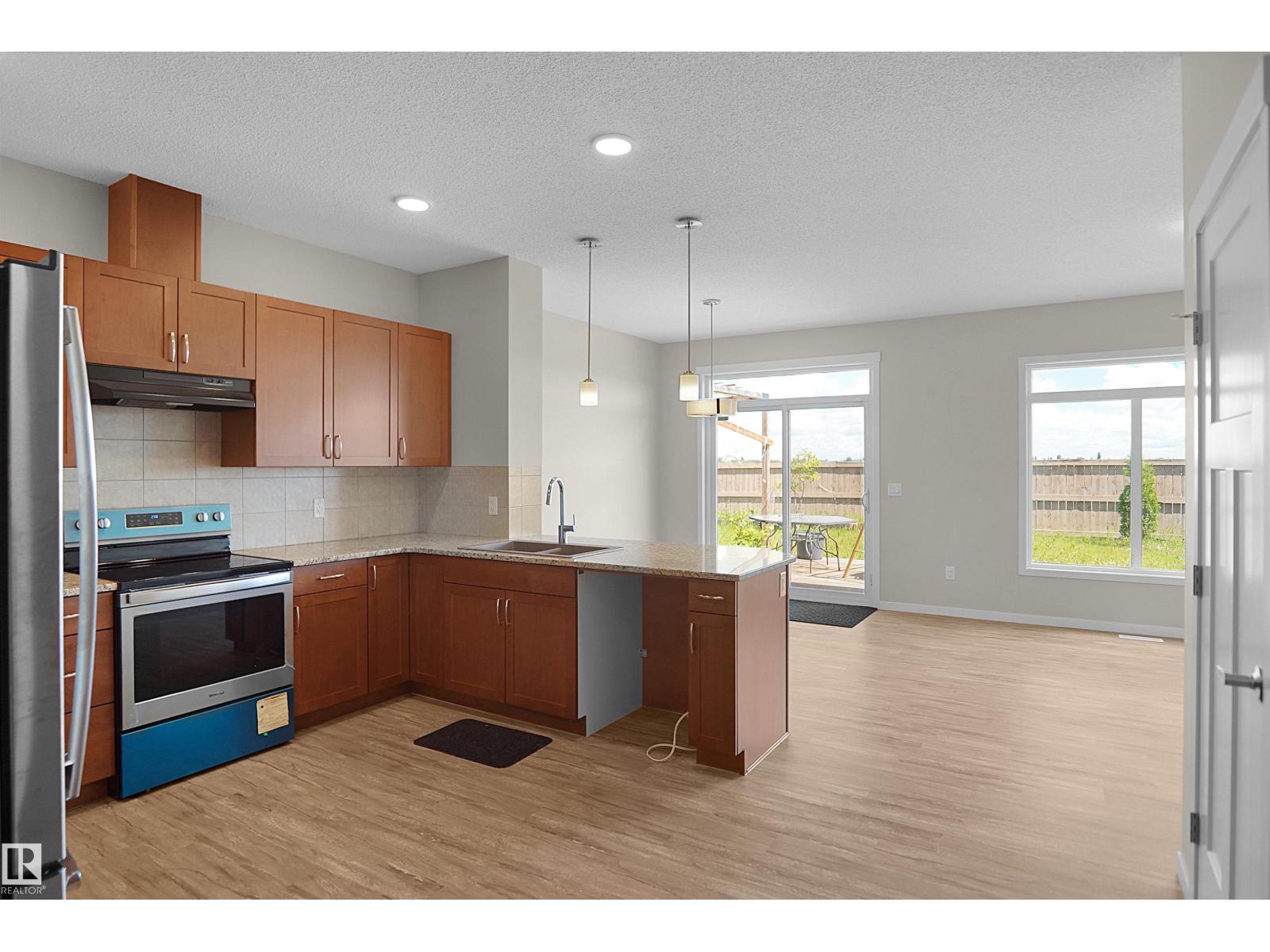 17639 120 St Nw Property Photo 10