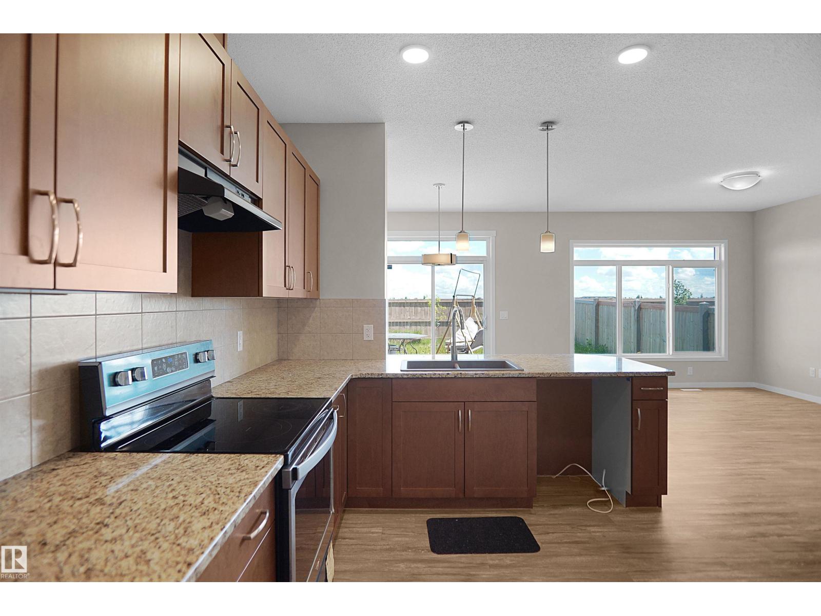 17639 120 St Nw Property Photo 13