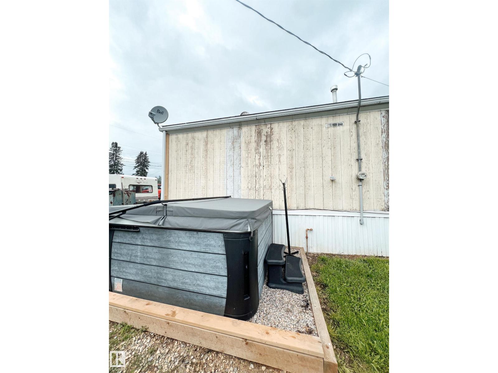 4912 52 St Property Photo 19