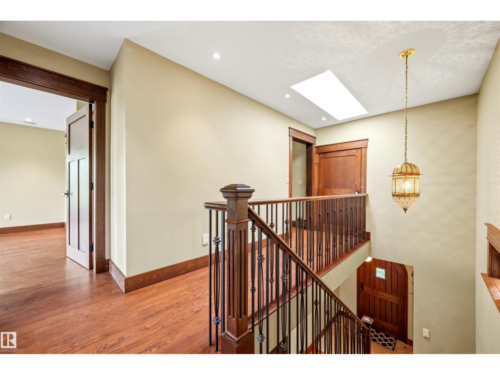 9652 86 Av Nw Property Photo 21