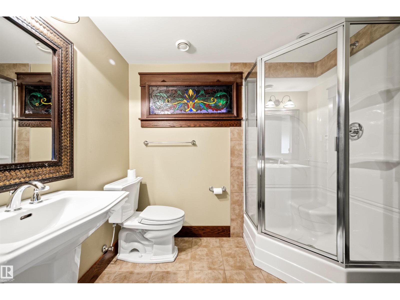 9652 86 Av Nw Property Photo 38
