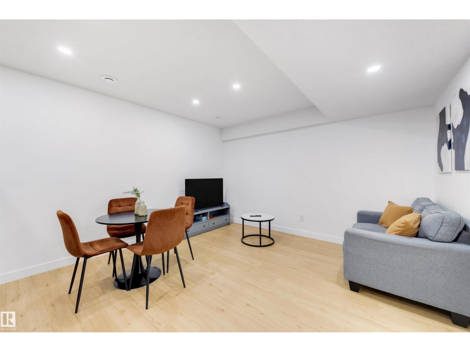 8125 226a St Nw Property Photo 30
