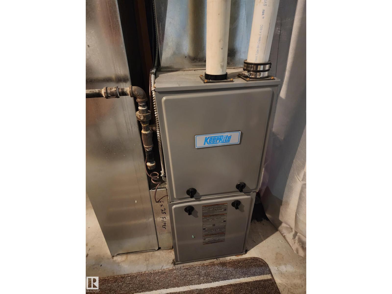 4806 52 Av Property Photo 20