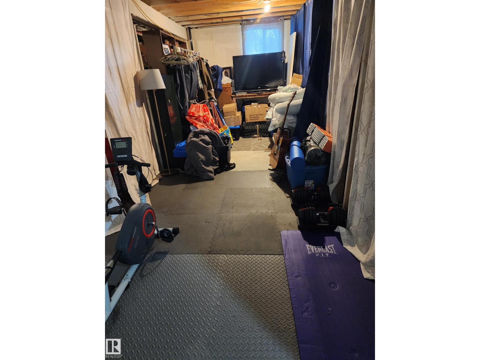 4806 52 Av Property Photo 22