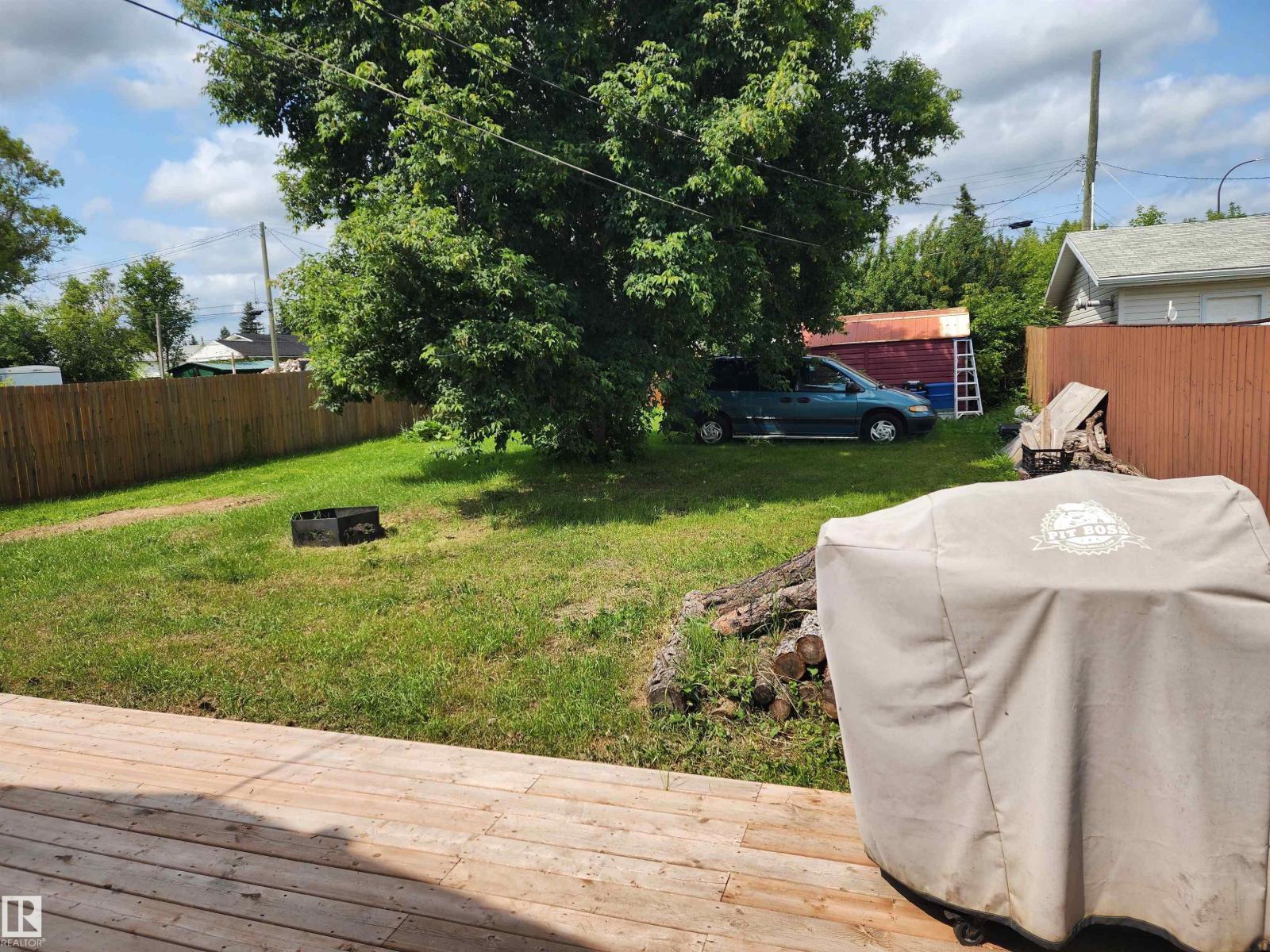 4806 52 Av Property Photo 26