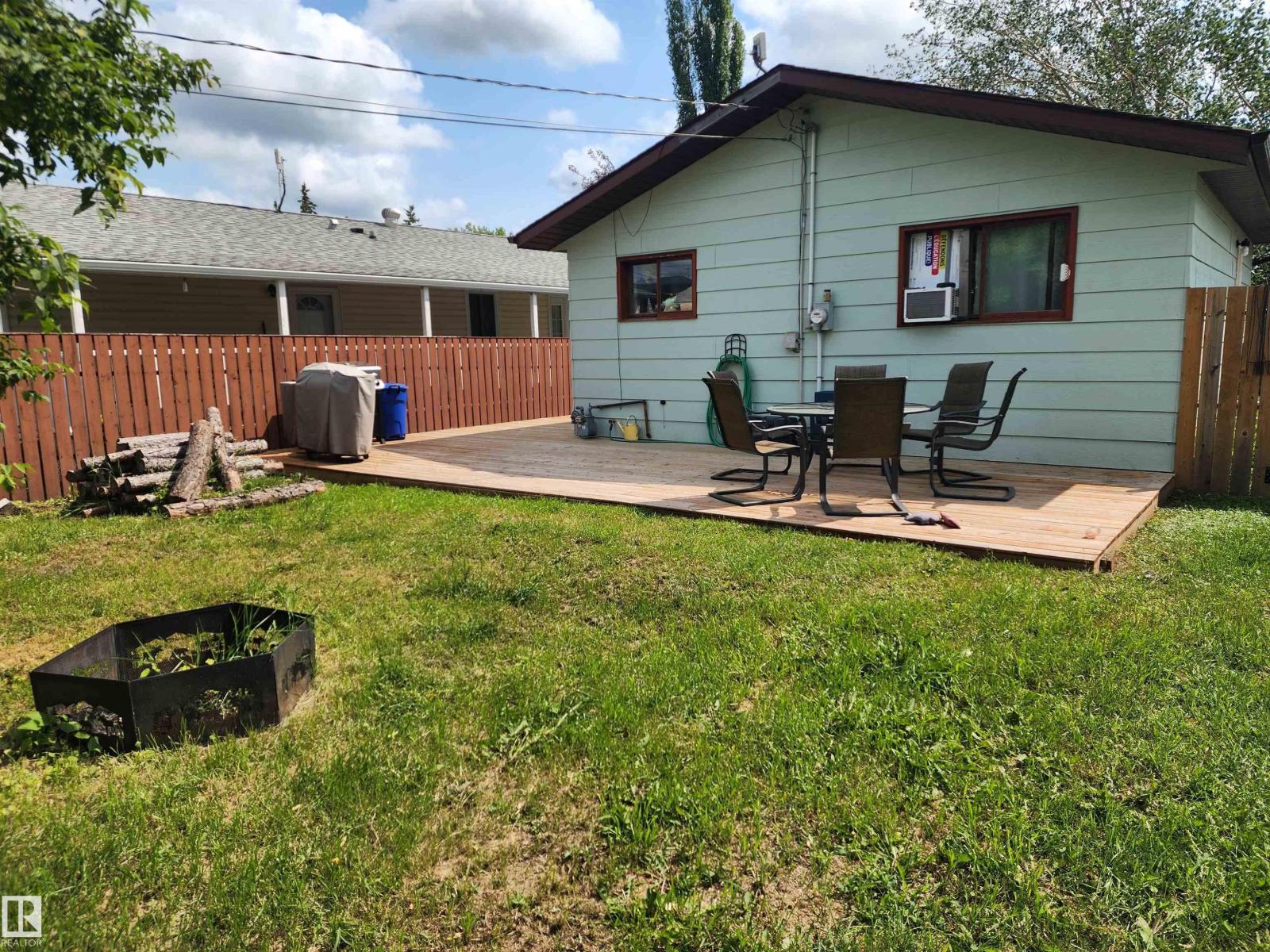 4806 52 Av Property Photo 29