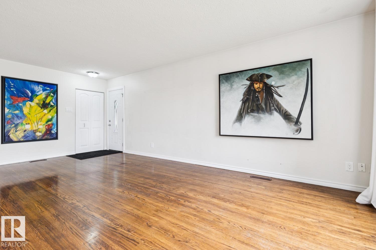 8709 164a St Nw Property Photo 8