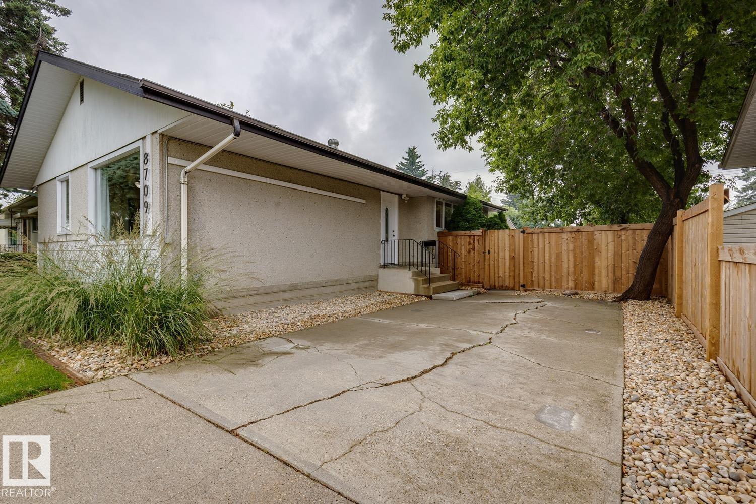 8709 164a St Nw Property Photo 44