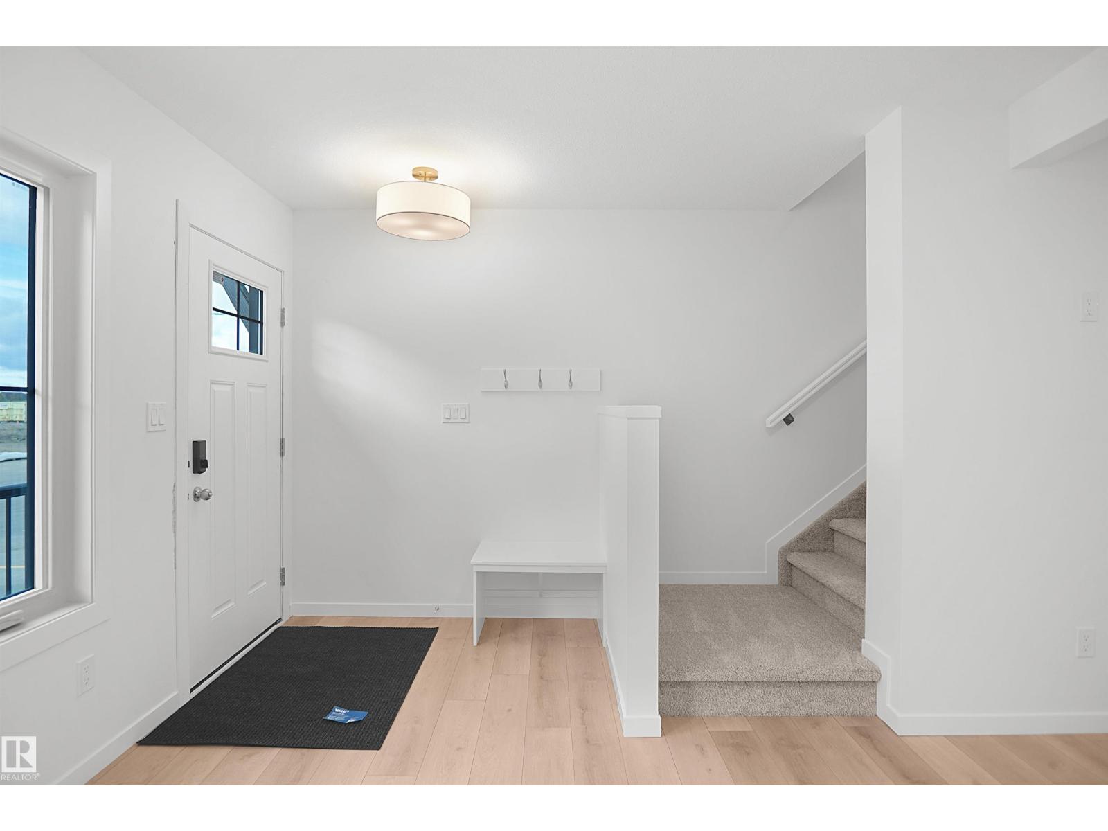 #74 3705 141 St Sw Property Photo 4